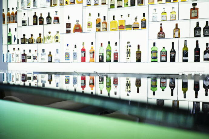 Hotel Garden Bar at Josef - Chic Hotel Bar in the Garden - Hotel Josef