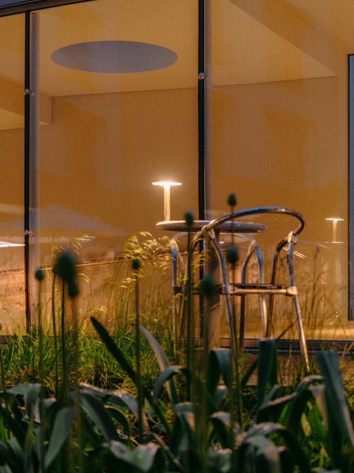 Hotel Garden Bar at Josef - Chic Hotel Bar in the Garden - Hotel Josef